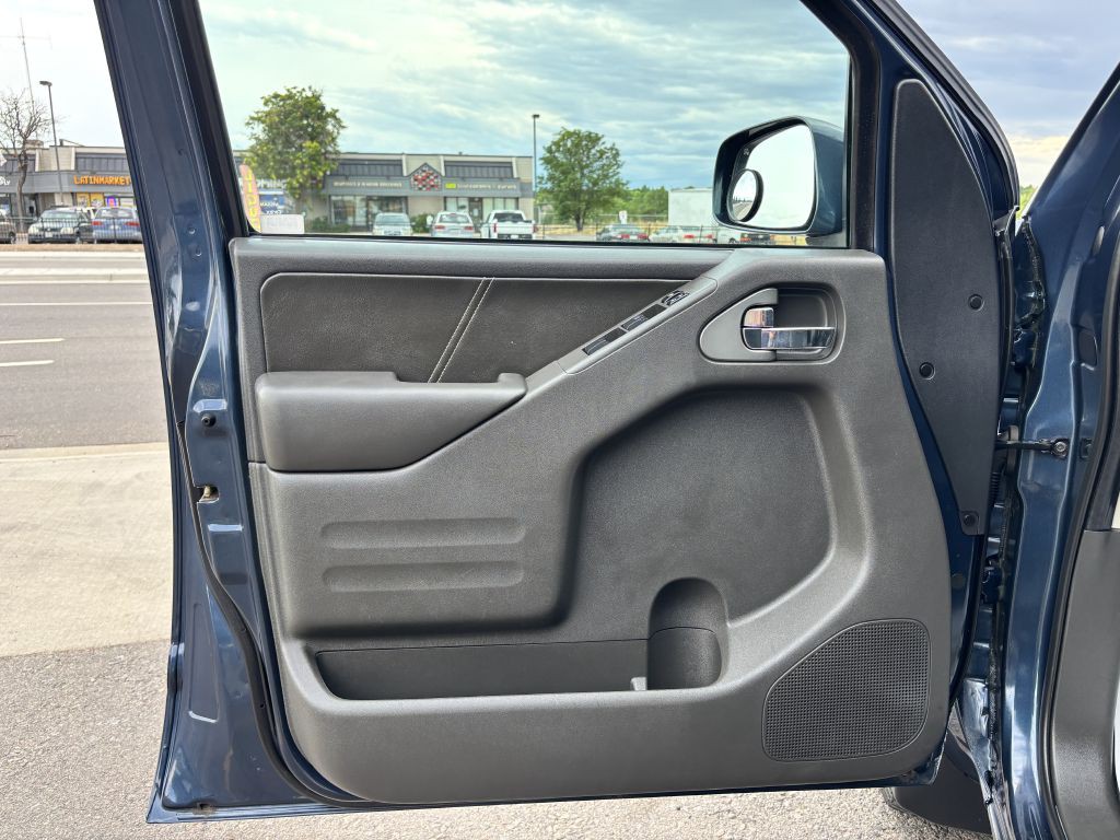 2020 Nissan Frontier Image 16
