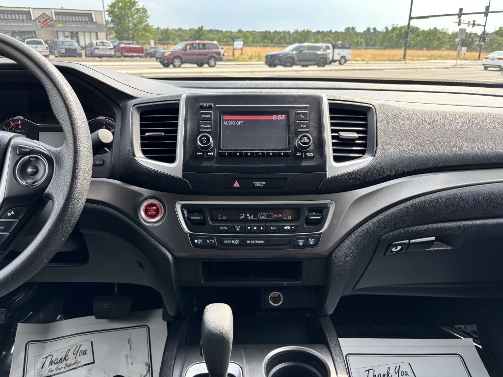 2018 Honda Ridgeline Image 17
