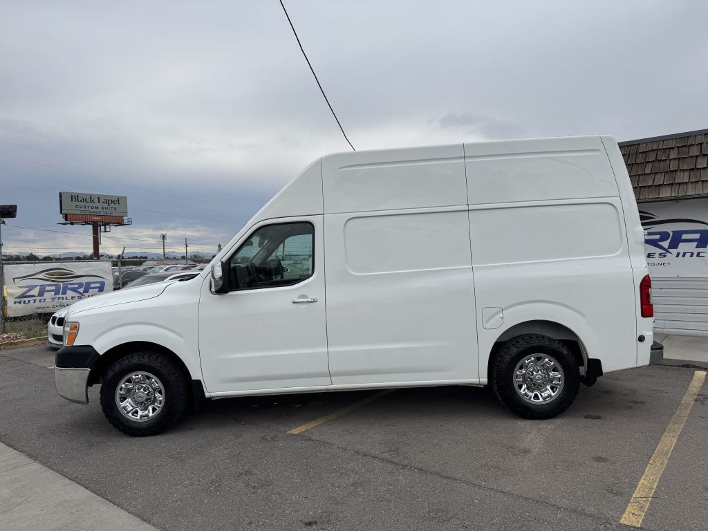 2017 Nissan NV Image 4