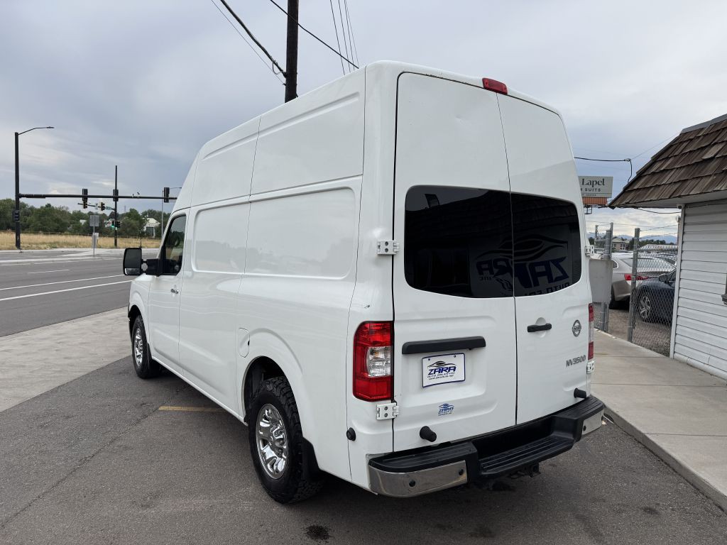 2017 Nissan NV Image 5