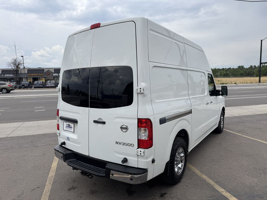 2017 Nissan NV Image 7