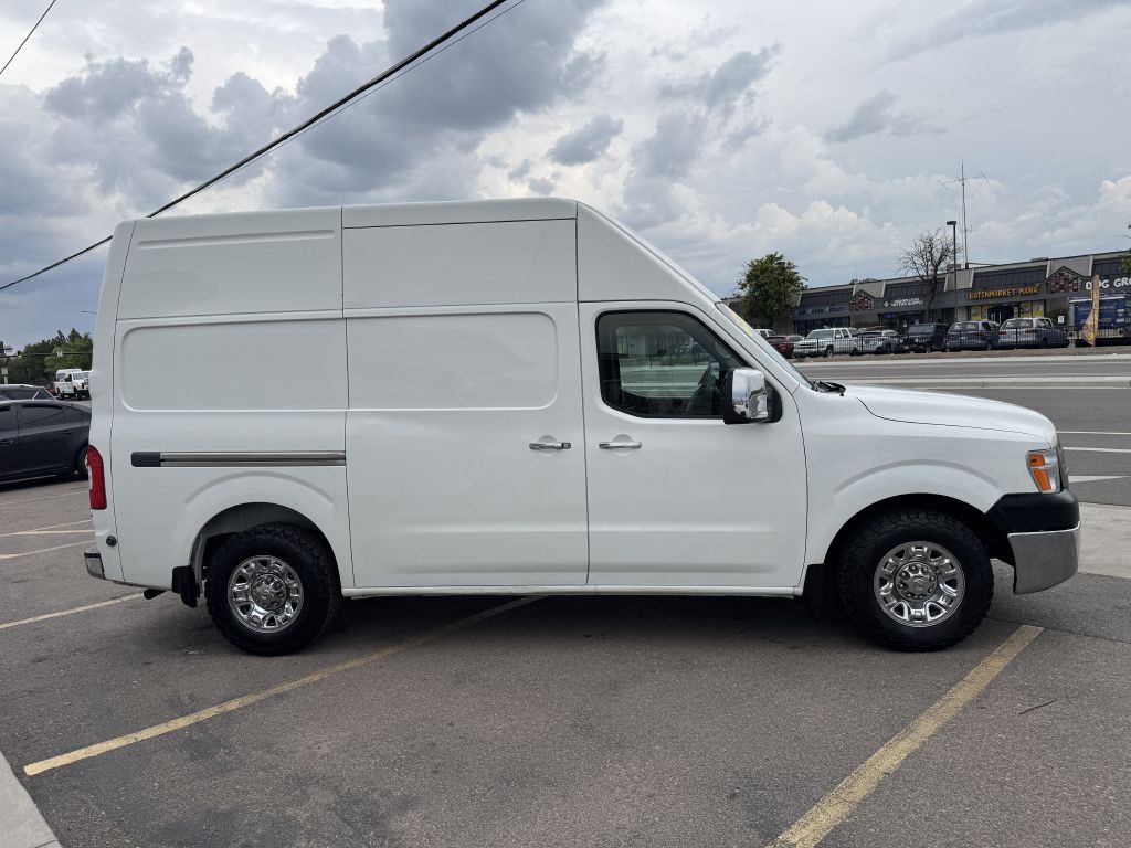 2017 Nissan NV Image 8