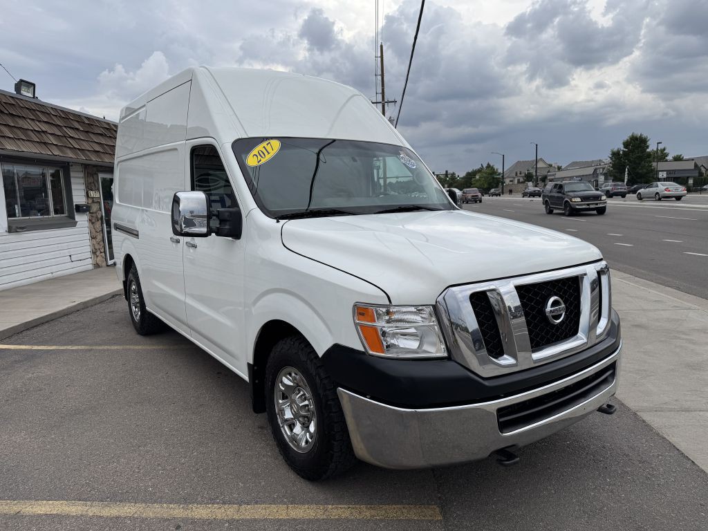 2017 Nissan NV Image 9