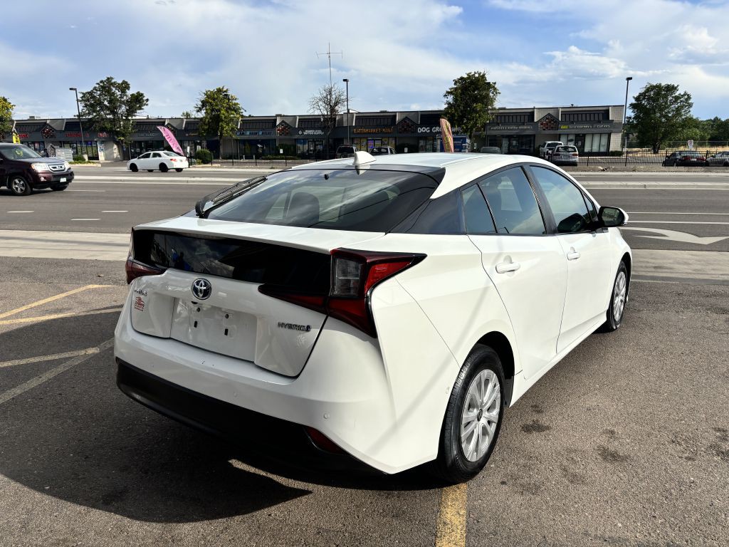 2020 Toyota Prius Image 7