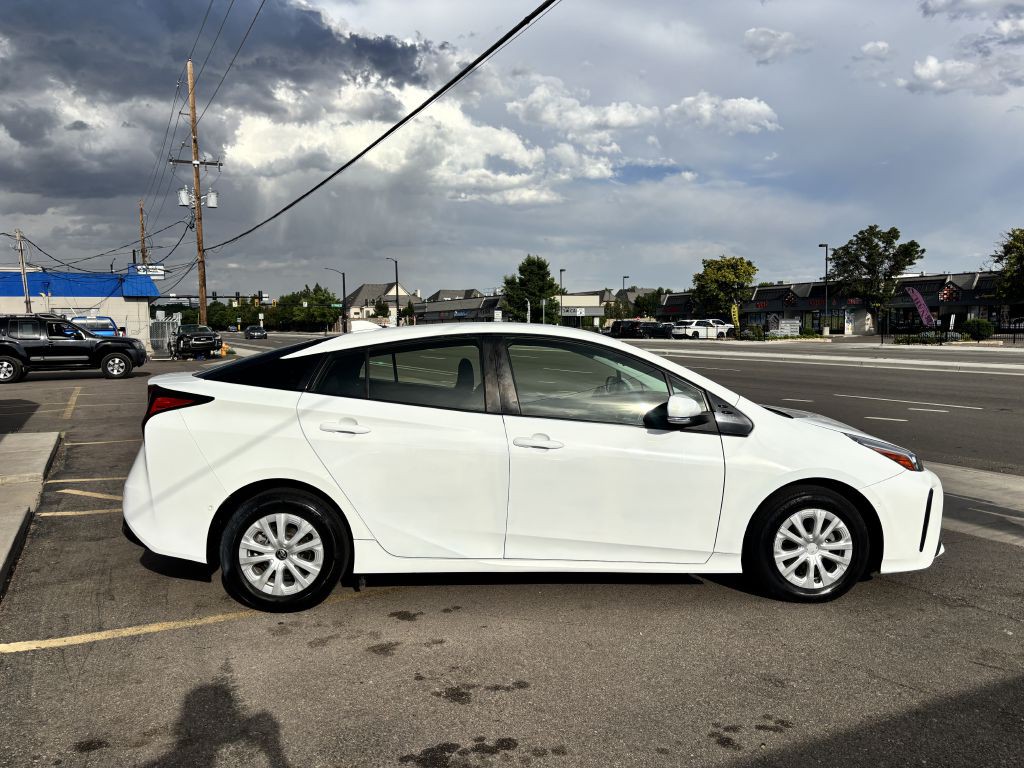 2020 Toyota Prius Image 8