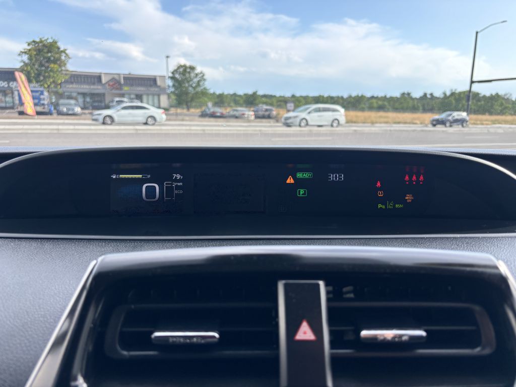 2020 Toyota Prius Image 21