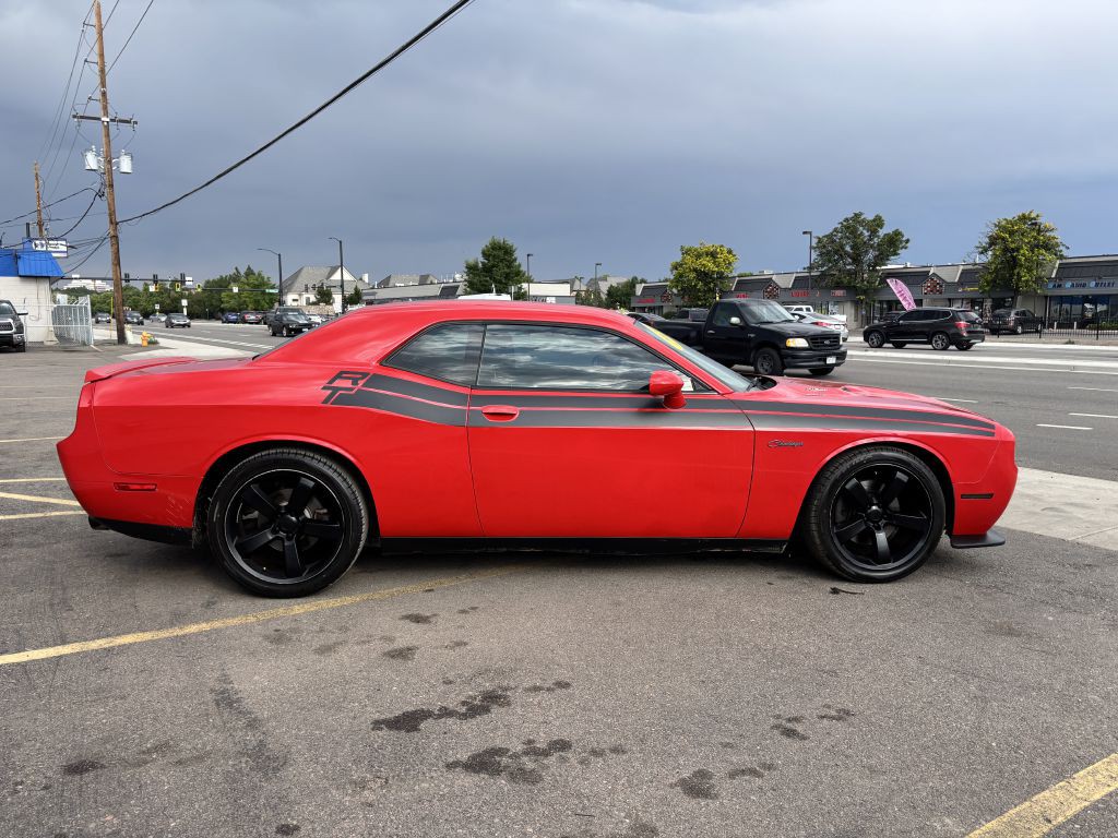 2014 Dodge Challenger Image 8
