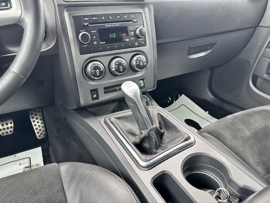 2014 Dodge Challenger Image 17