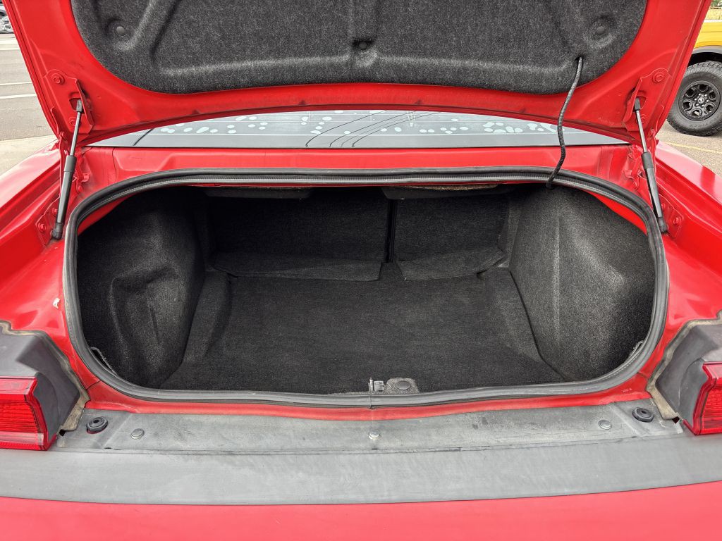 2014 Dodge Challenger Image 23