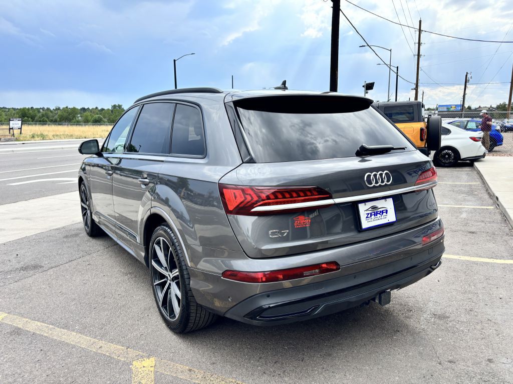 2020 Audi Q7 Image 5