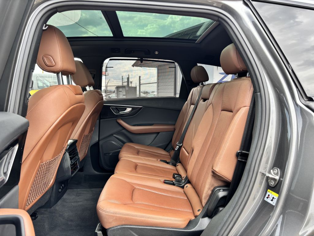 2020 Audi Q7 Image 18