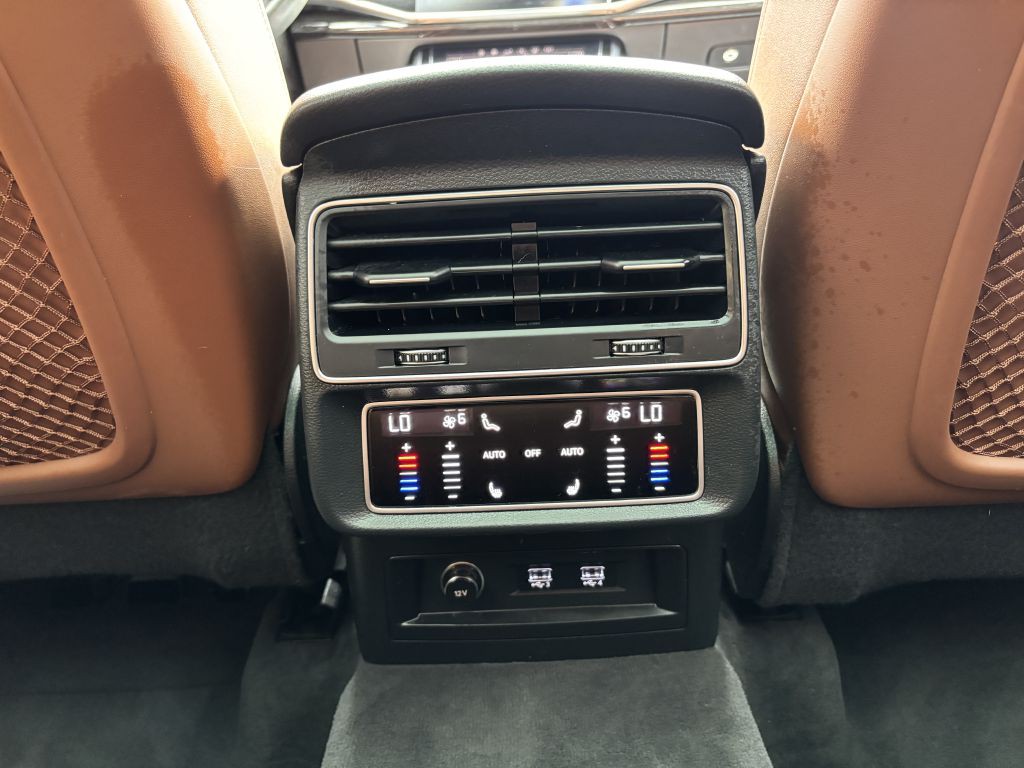 2020 Audi Q7 Image 21