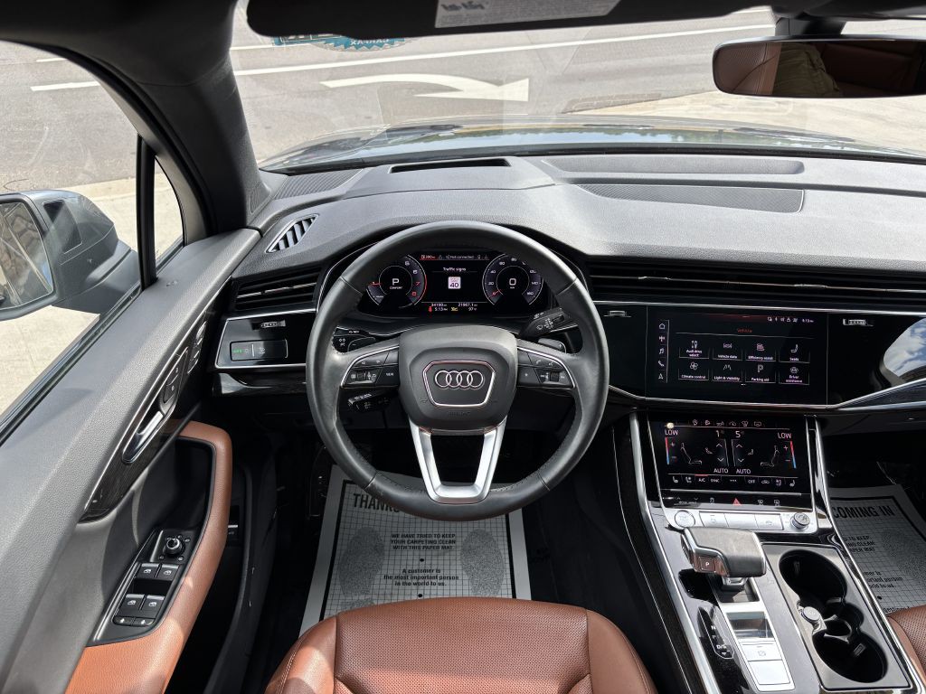 2020 Audi Q7 Image 25