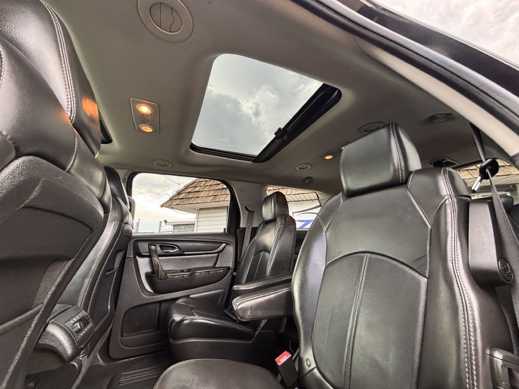 2014 GMC Acadia Image 17