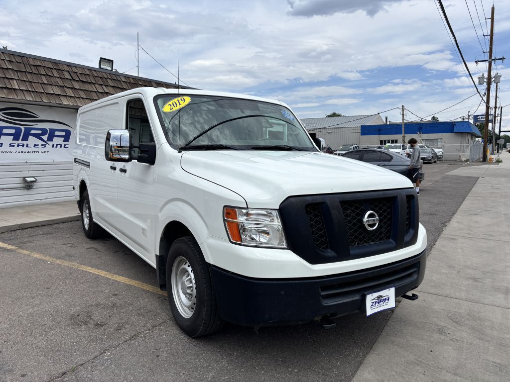2019 Nissan NV Image 9