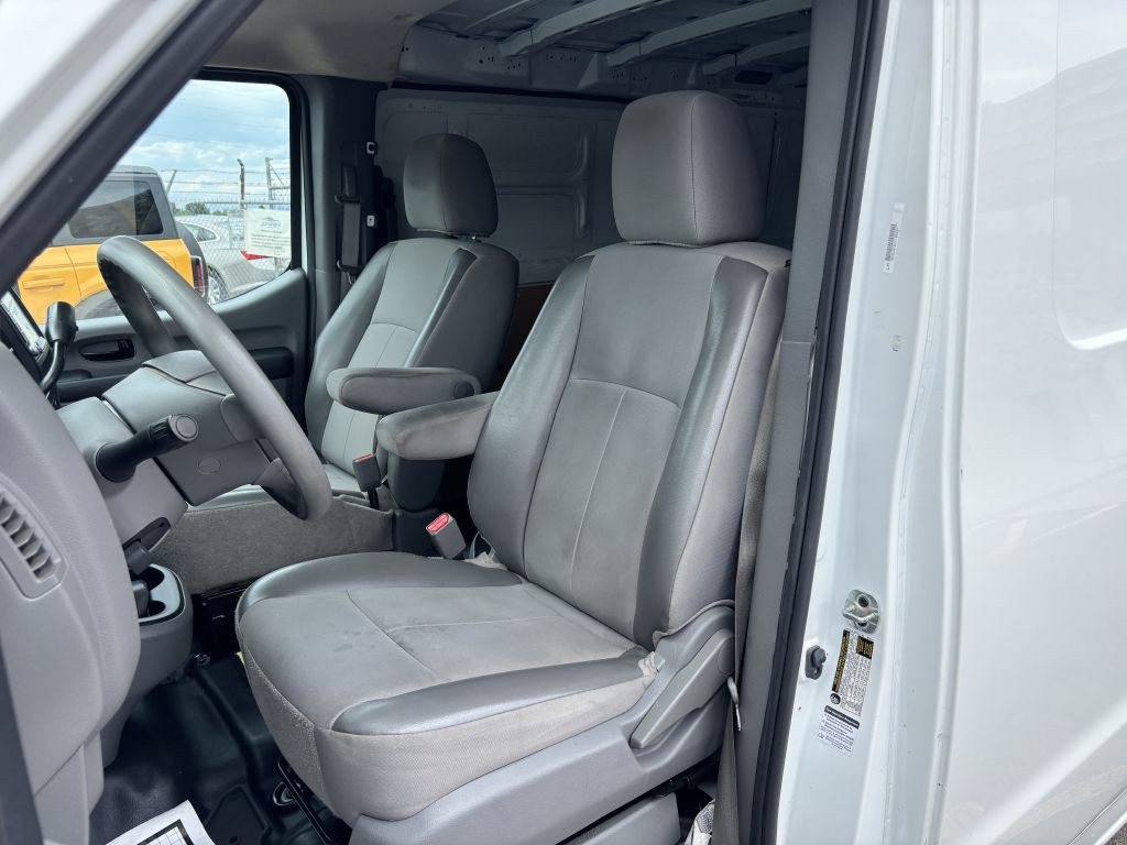 2019 Nissan NV Image 12