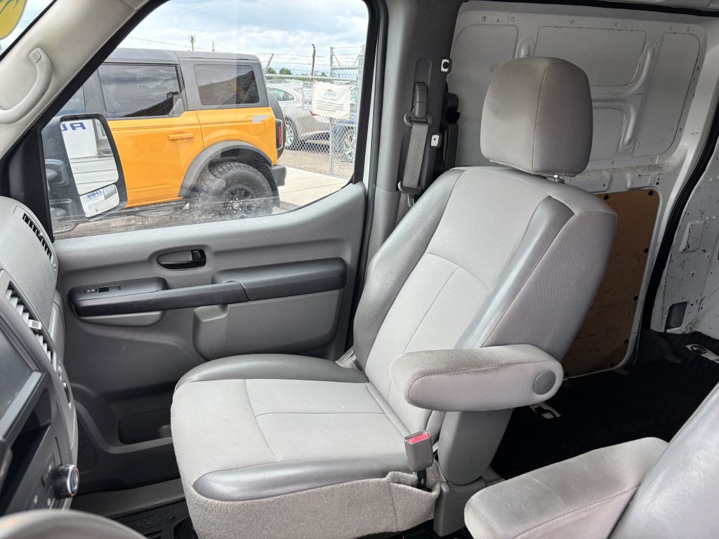 2019 Nissan NV Image 13