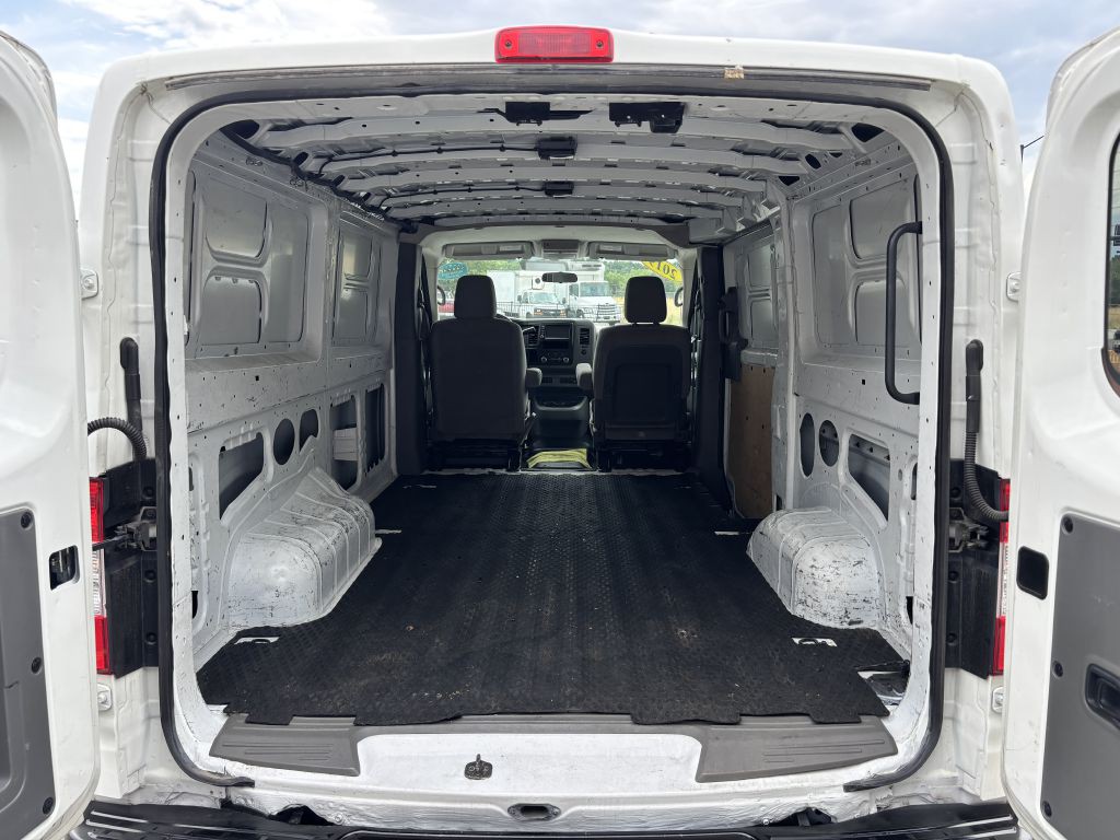 2019 Nissan NV Image 16