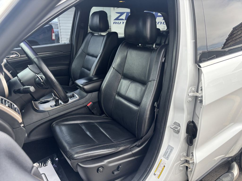 2015 Jeep Grand Cherokee Image 12