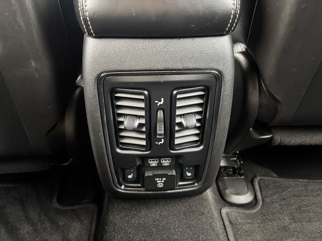 2015 Jeep Grand Cherokee Image 16