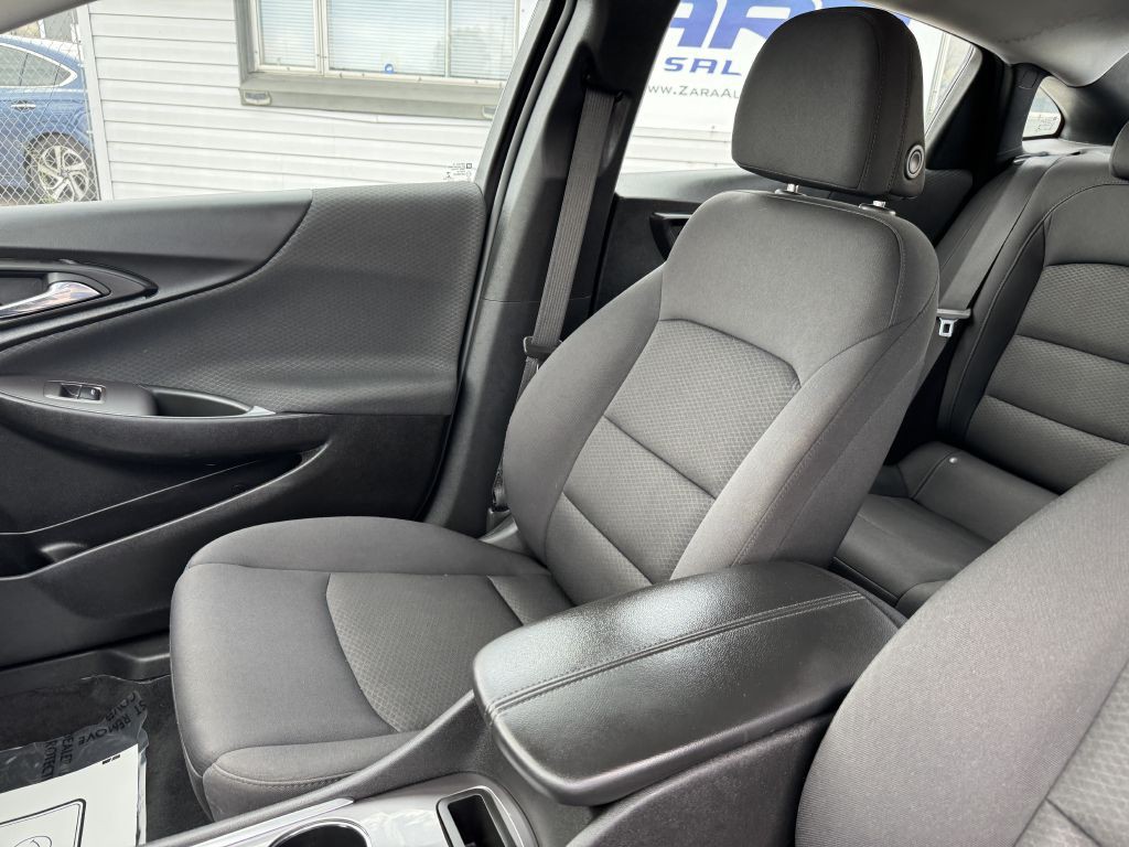 2022 Chevrolet Malibu Image 12