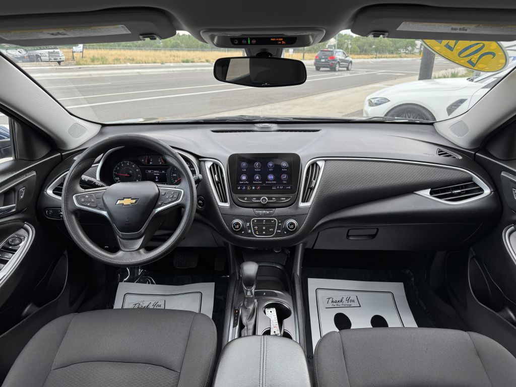 2022 Chevrolet Malibu Image 16