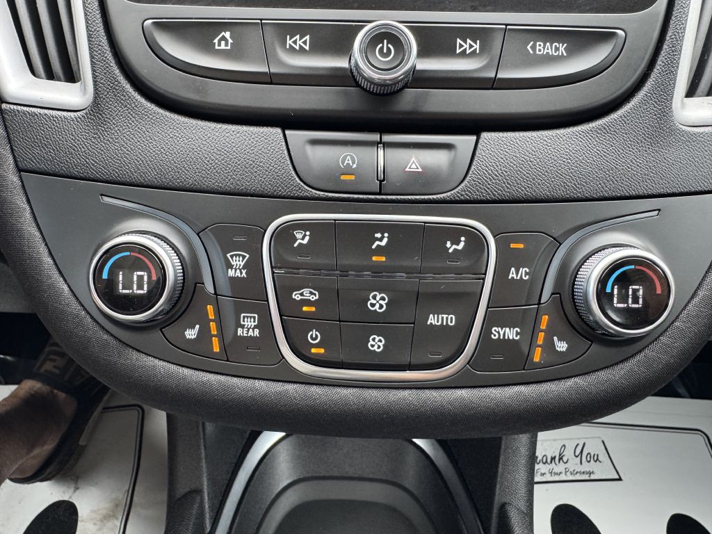 2022 Chevrolet Malibu Image 22