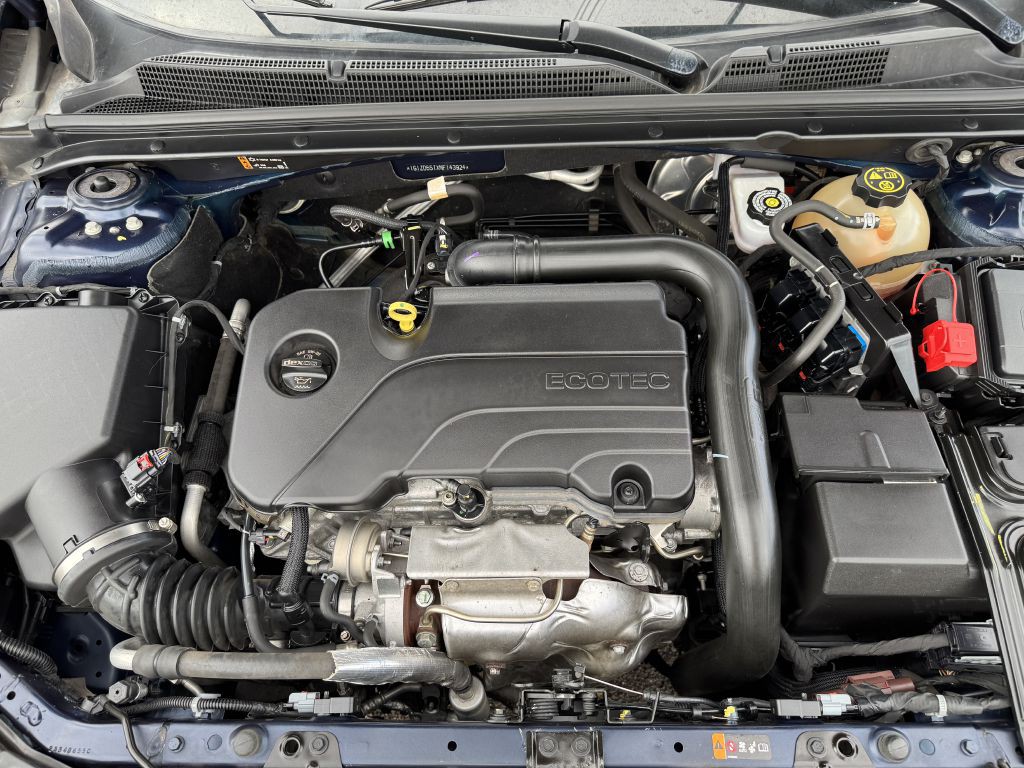 2022 Chevrolet Malibu Image 25