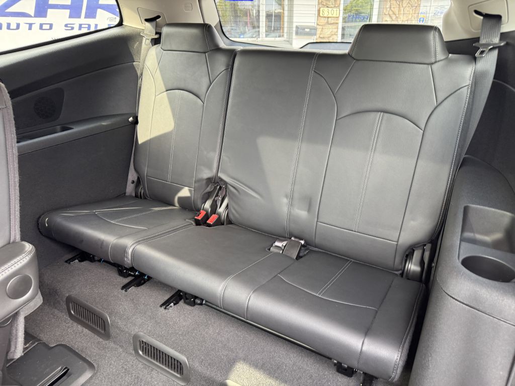 2017 Chevrolet Traverse Image 18