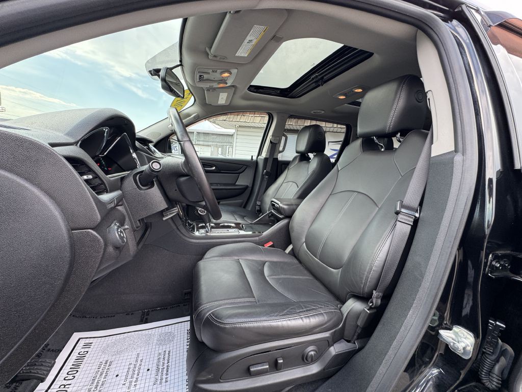 2017 Chevrolet Traverse Image 27