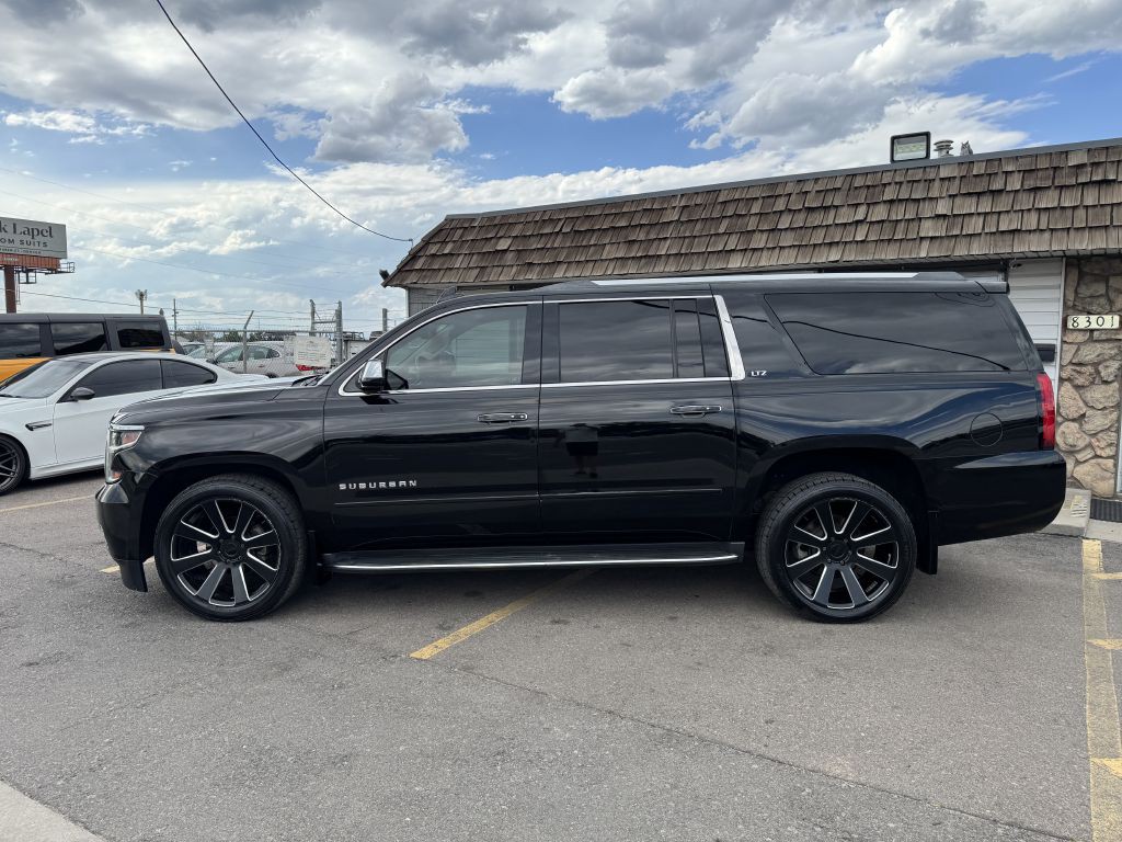 2015 Chevrolet Suburban Image 4