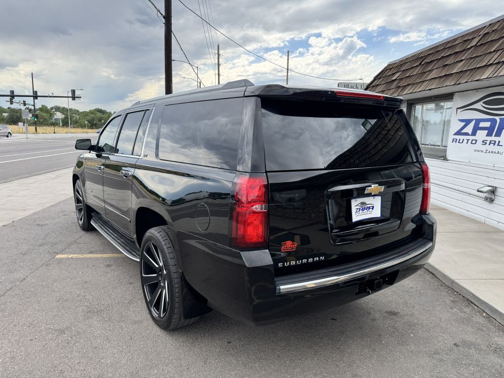 2015 Chevrolet Suburban Image 5