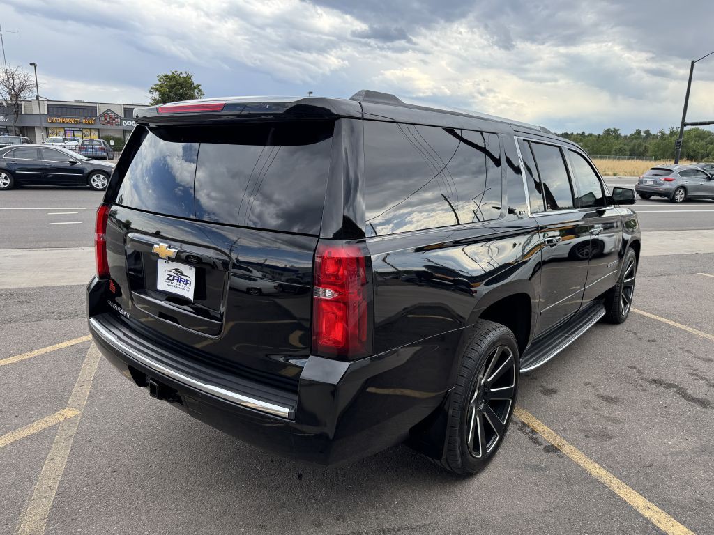 2015 Chevrolet Suburban Image 7