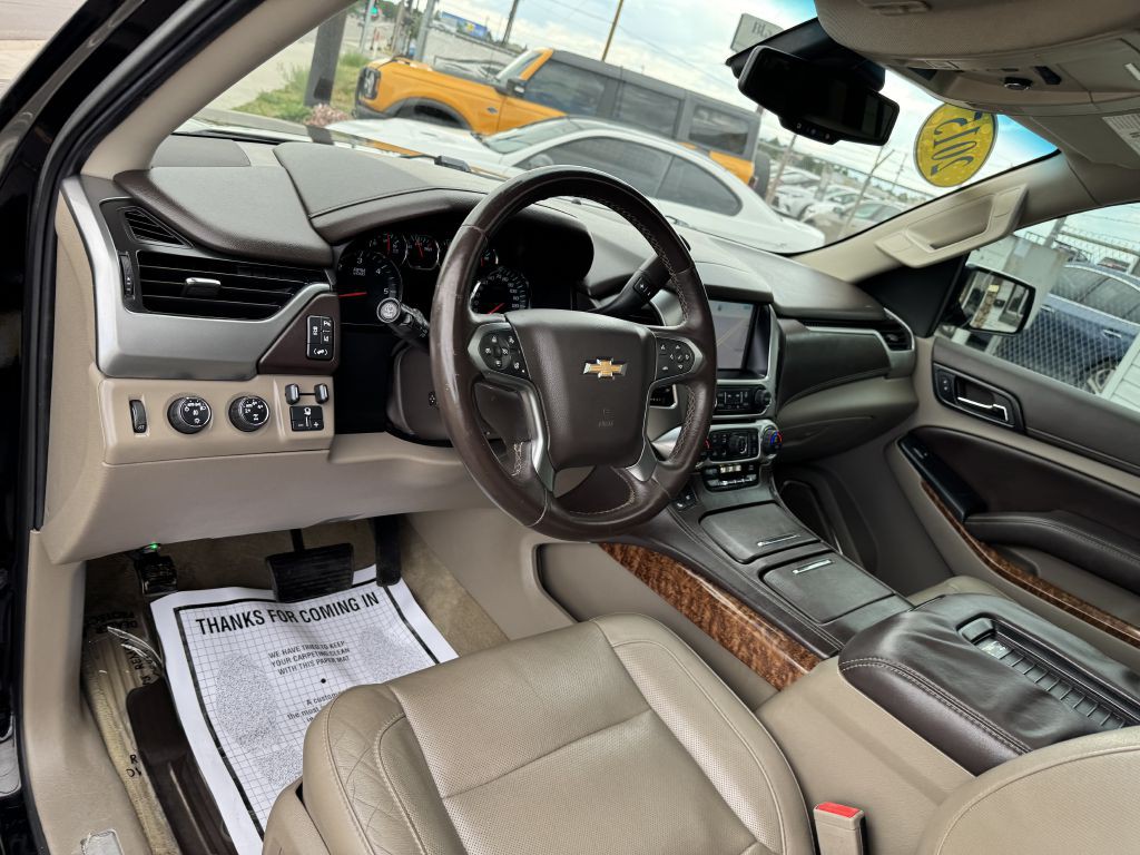 2015 Chevrolet Suburban Image 14