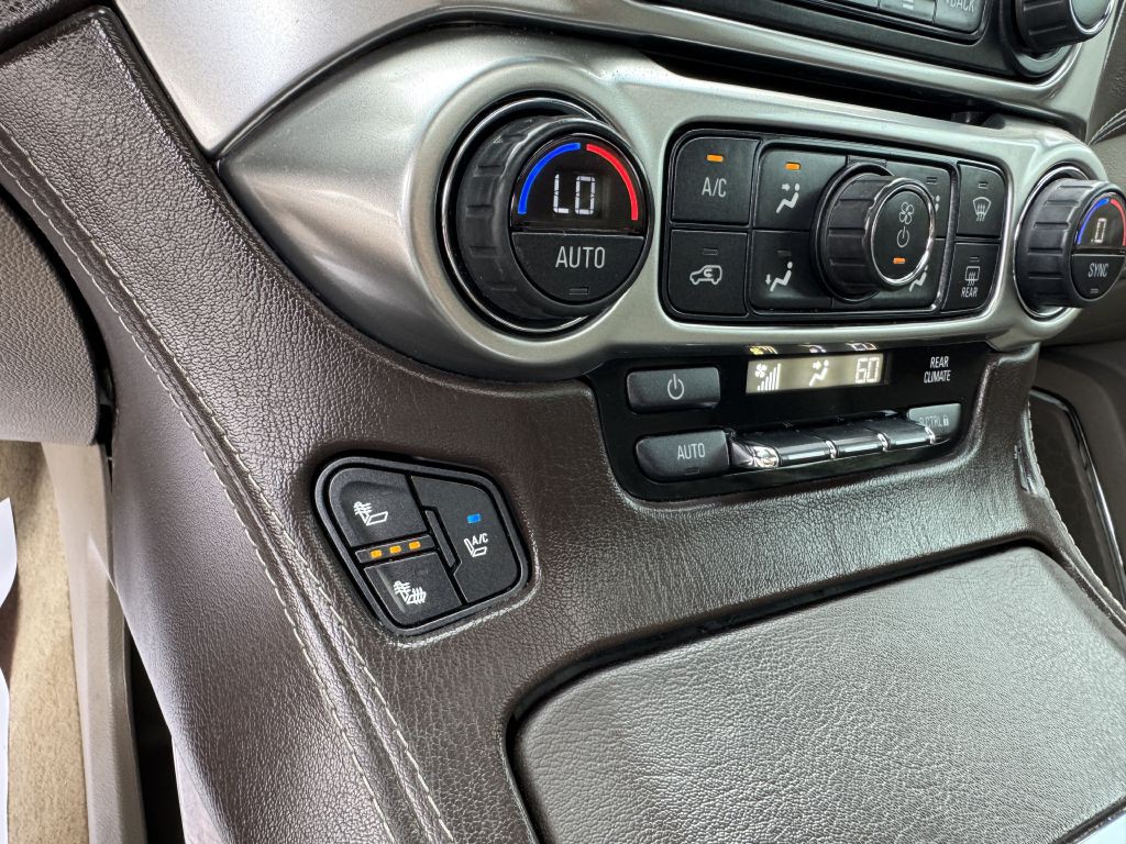2015 Chevrolet Suburban Image 27