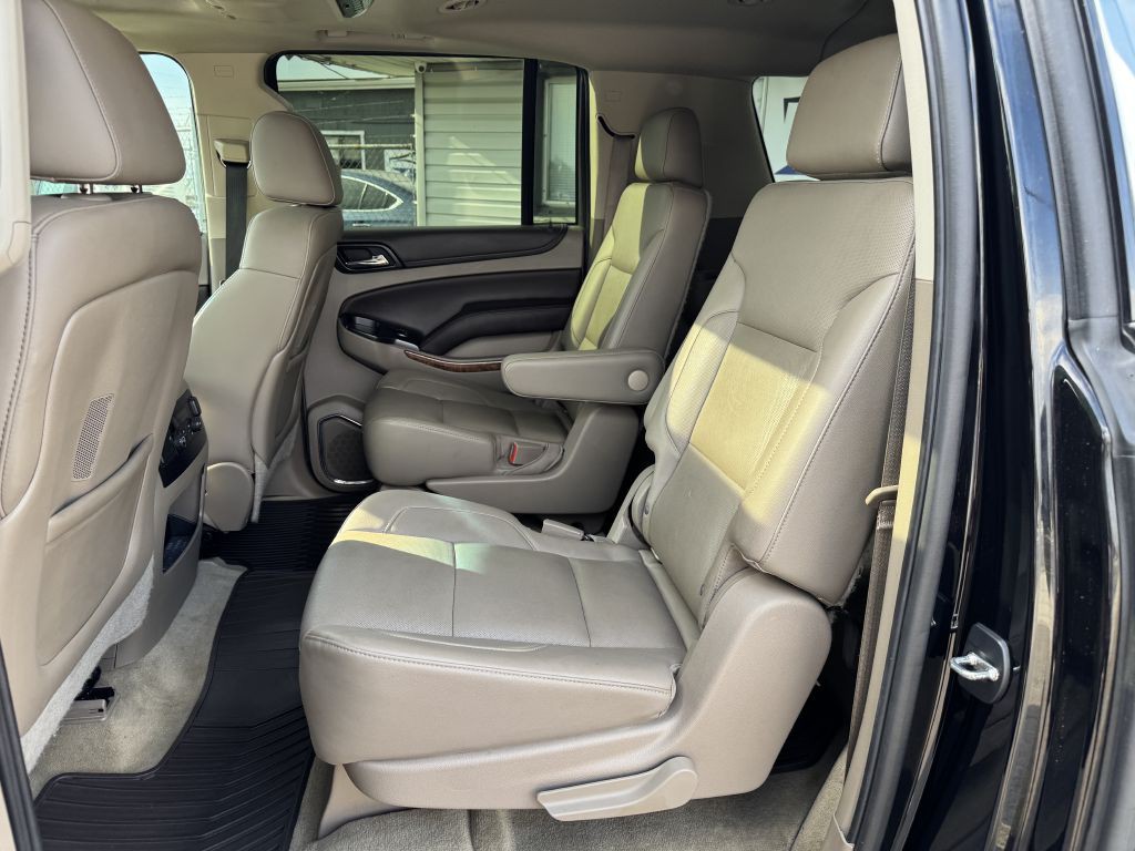 2015 Chevrolet Suburban Image 16