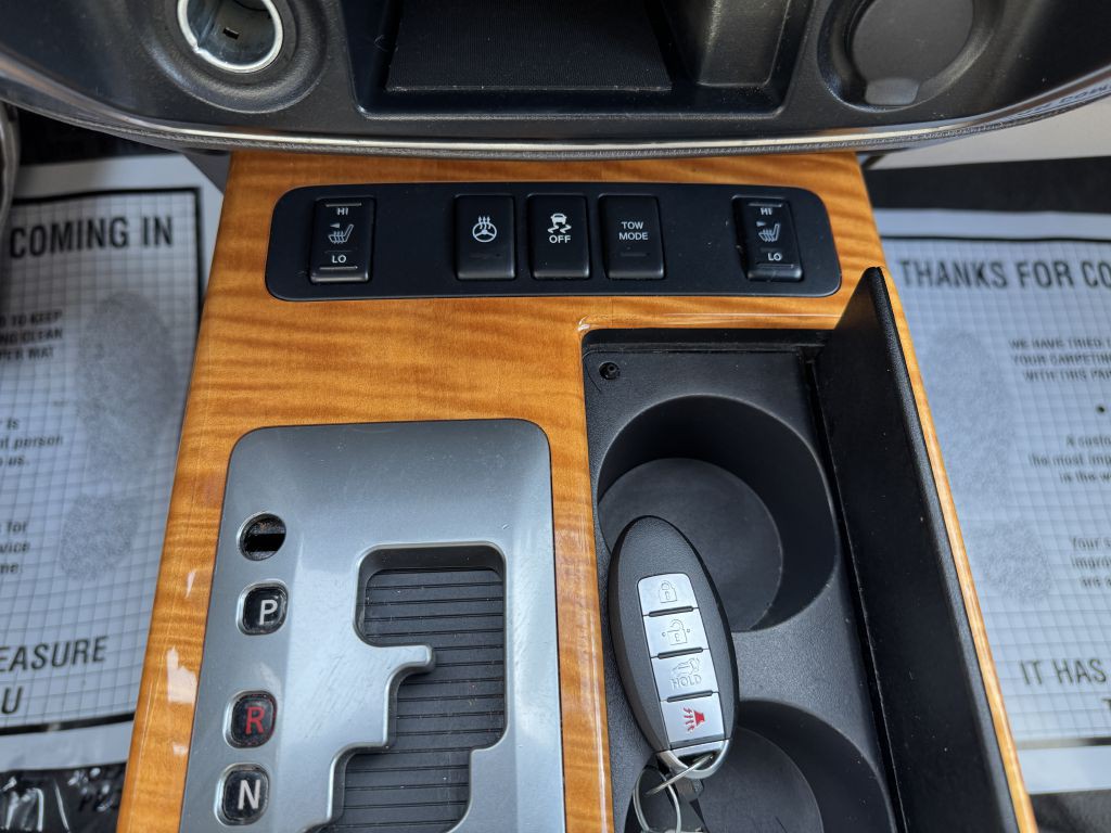 2015 Nissan Armada Image 27