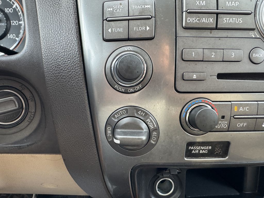 2015 Nissan Armada Image 30