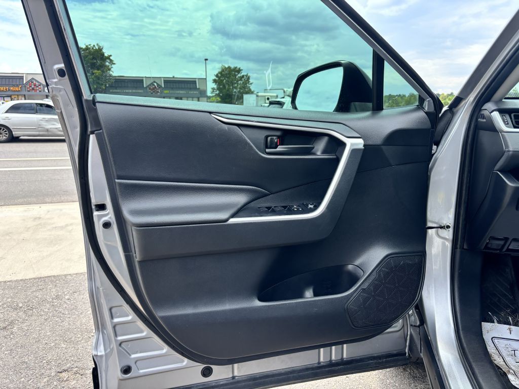 2019 Toyota Rav4 Image 14