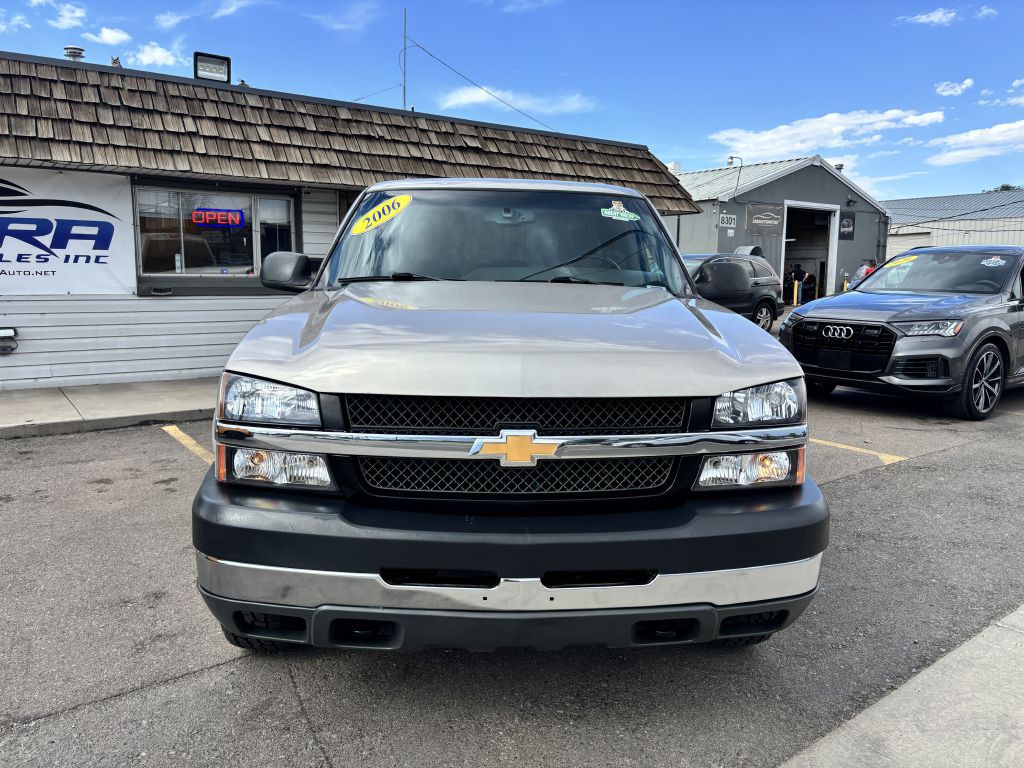 2006 Chevrolet Silverado 1500 Image 2
