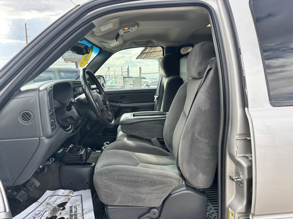 2006 Chevrolet Silverado 1500 Image 11