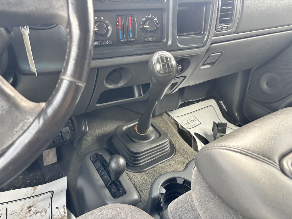 2006 Chevrolet Silverado 1500 Image 18