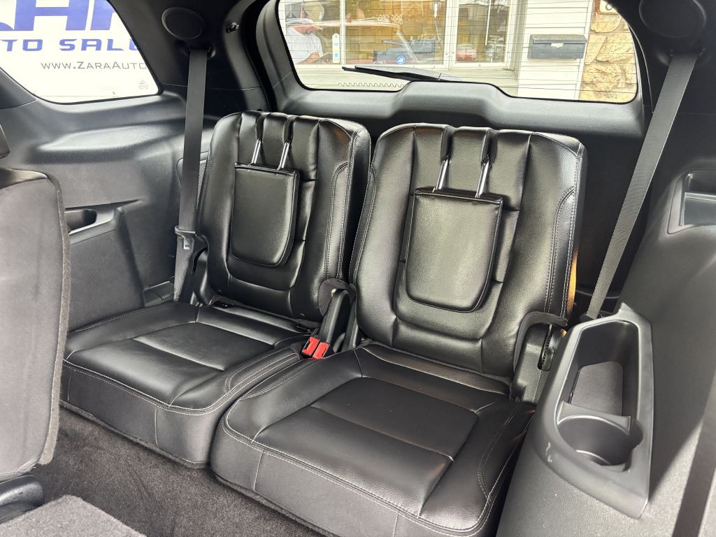 2017 Ford Explorer Image 17