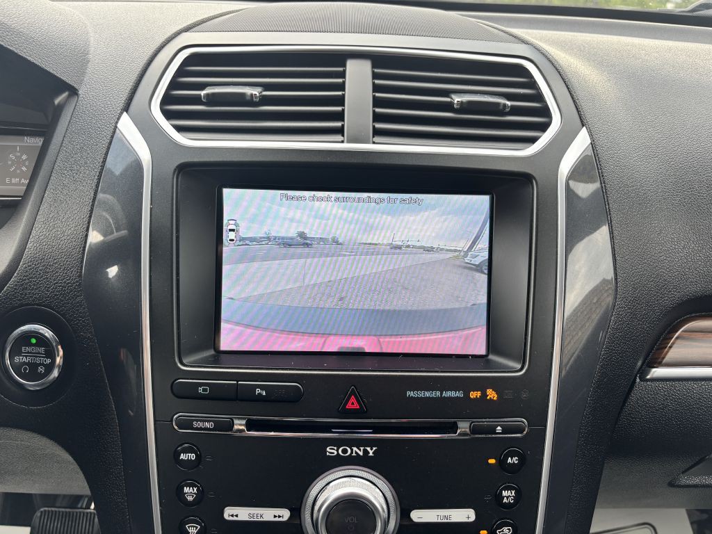 2017 Ford Explorer Image 27