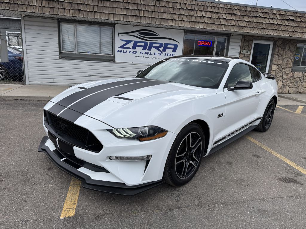 2022 Ford Mustang Image 3