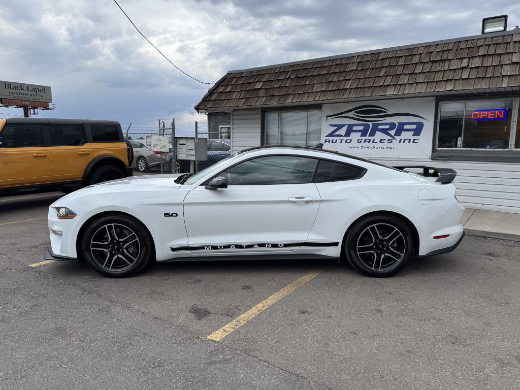 2022 Ford Mustang Image 4