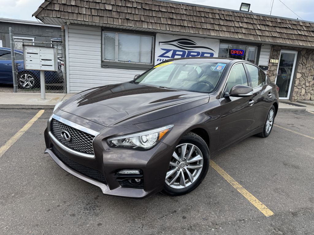 2015 INFINITI Q50 Image 1