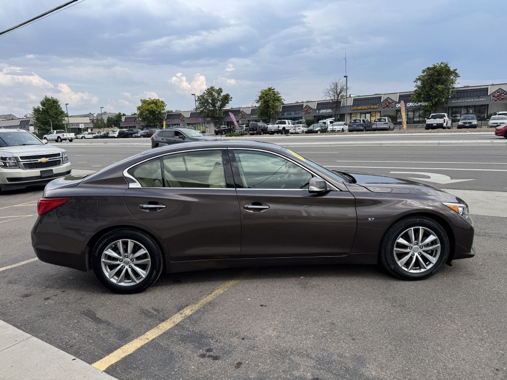 2015 INFINITI Q50 Image 8