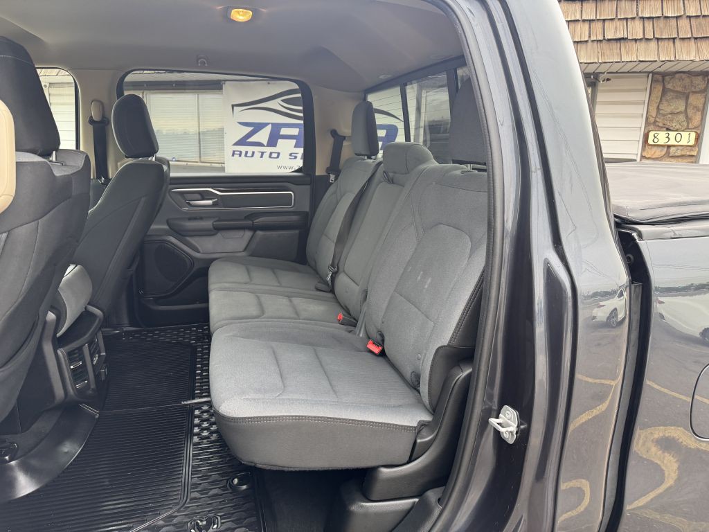 2019 RAM 1500 Image 16