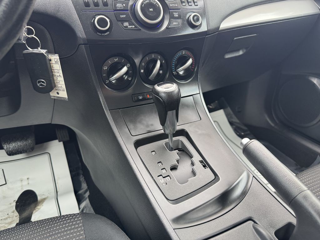 2012 Mazda Mazda3 Image 19